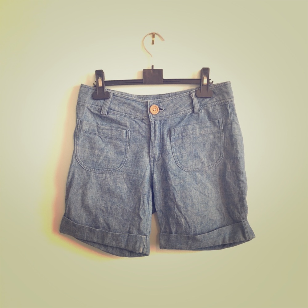 Lightweight denim shorts